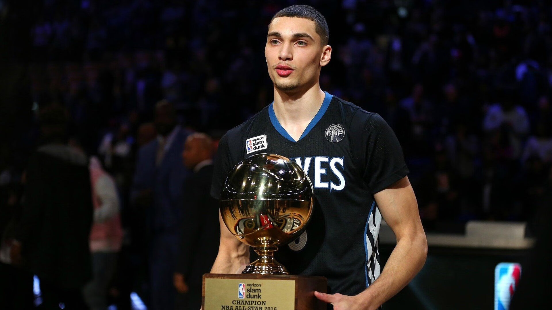 开云权威入口-世界杯赛场上的“黑马故事”被纪录片跟拍：一段不平凡的竞技传奇